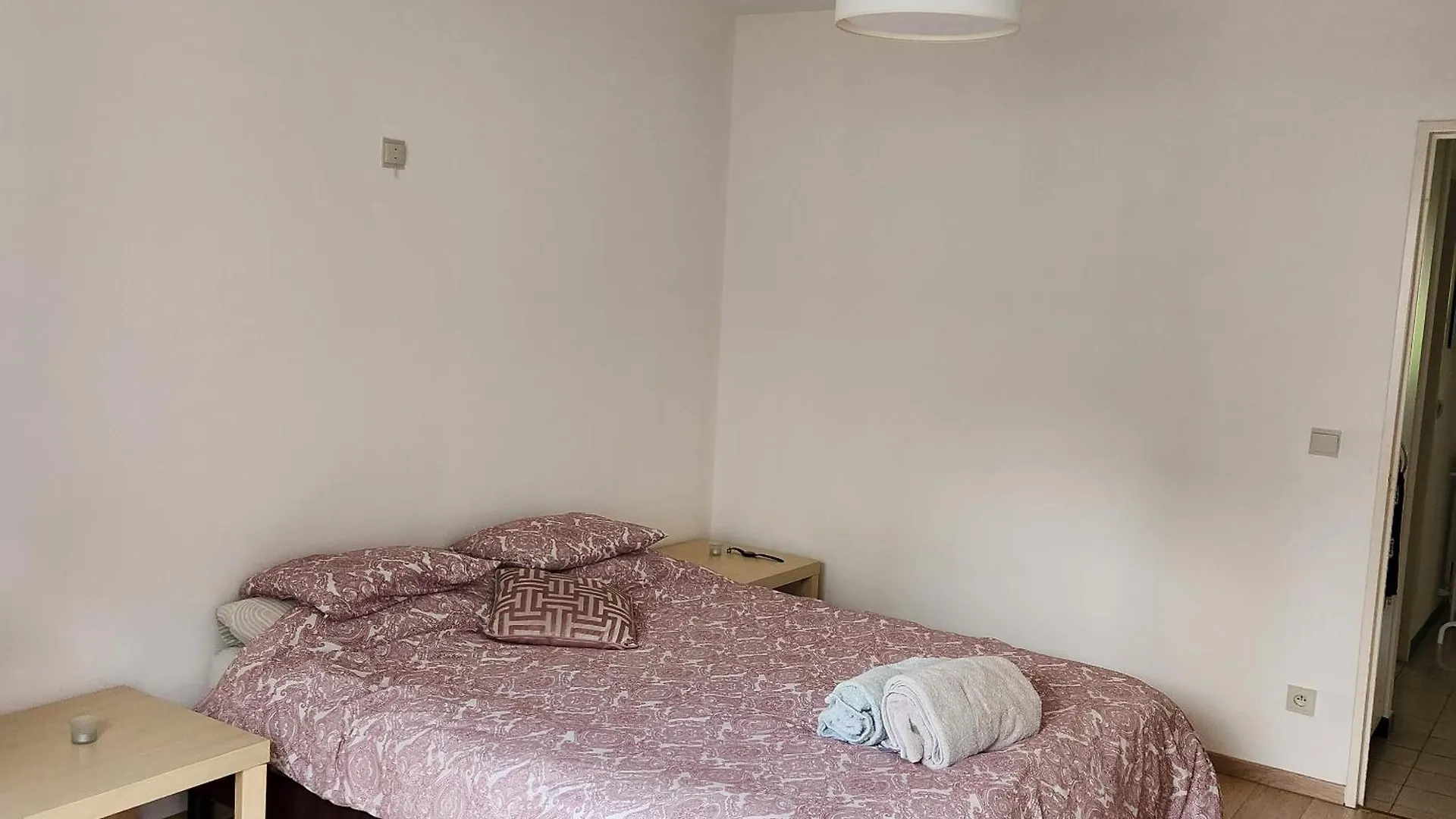 Charming Apartment In The Center Of Брюссель